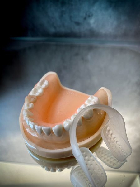 RehaSplint, жорсткість - MEDIUM (середня); оклюзійна капа для полегшення симптомів краніомандибулярної дисфунк 1887127795 фото